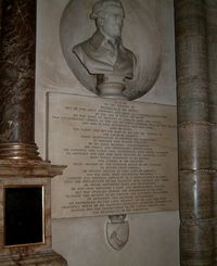 웨스트민스터 사원(런던)에 있는 파스콸레 파올리의 현충비