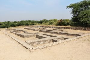 로탈의 하부 마을