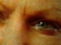 텔레비전 화면을 확대하면 3색의 화소가 드러난다.