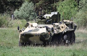 BTR-80 기반 BPDM 타이푼-M 기지 보안 차량