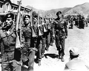 1951년 4월 중공군과의 설마리 전투에서 공을 세운 영국군 글로스터셔 연대.