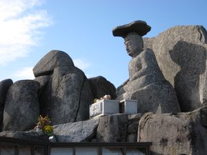 경산 팔공산 관봉 석조여래좌상