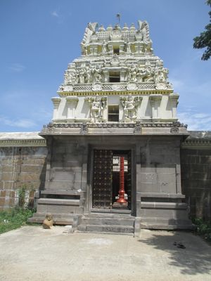Trilokyanatha 사원