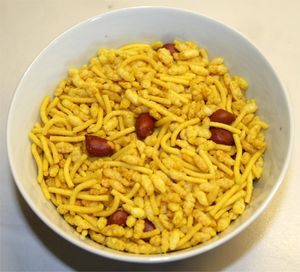 Sev mamra, 인도의 간식