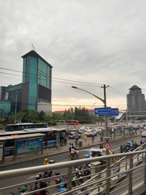 중관춘 지하철역 근처