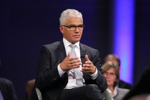 아쇼크-알렉산더 스리드하란(CDU)은 2015년부터 2020년까지 본 시장을 역임했다.