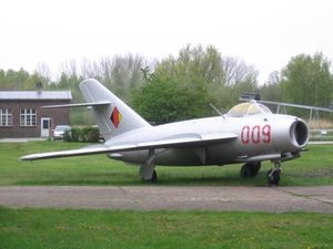 동독 MiG-17
