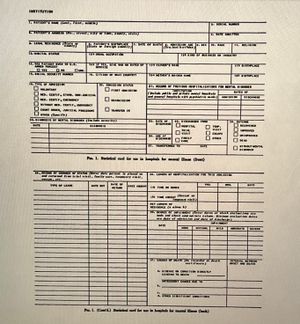 정신 질환 병원에서 사용된 통계 카드 양식 예시. 환자의 인구 통계 정보와 질환 관련 정보를 기록하는 데 사용되었다.
