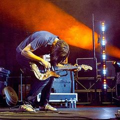 페이브먼트 재결성 라이브에서의 스티븐 말크머스(2010년)