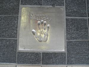 칸의 별의 거리에 있는 알리데이의 핸드프린트