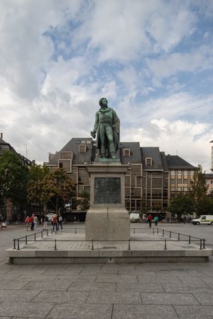 스트라스부르 클레베르 광장의 클레베르 동상