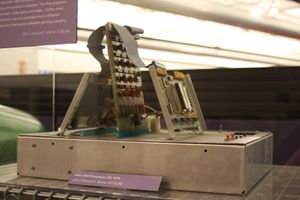 컴퓨터 역사 박물관(Computer History Museum)에 전시된 최초의 Stella 프로토타입
