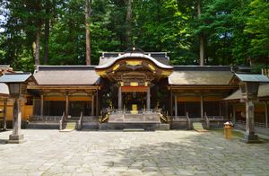 스와 대사 상사 본궁 (스와시)