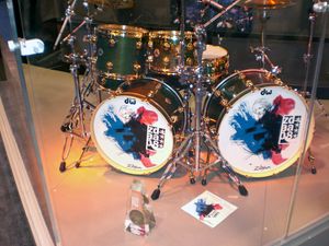 베이커의 DW 드럼 세트 (2009)