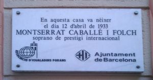 바르셀로나의 그녀의 출생지에 있는 명판