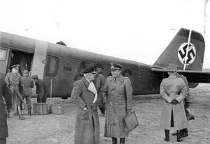 1941년 10월, 스몰렌스크 근처 동부 전선을 방문한 카나리스