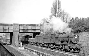 1962년 일링을 통과하는 화물 열차