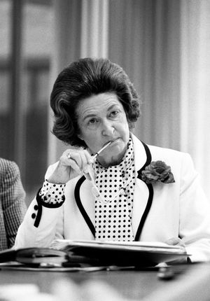 존슨, 린든 B. 존슨 재단 이사회 회의에 참석