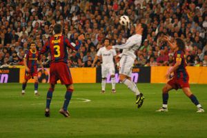 2011년 산티아고 베르나베우에서 열린 엘 클라시코의 한 장면