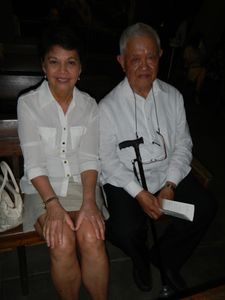 2013년 4월 1일, 오노프레 코르푸스의 찬사에서 세사르 비라타와 부인 필리타 "조이" 갬보아 비라타