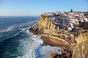 신트라, 아젠하스 두 마르의 해변