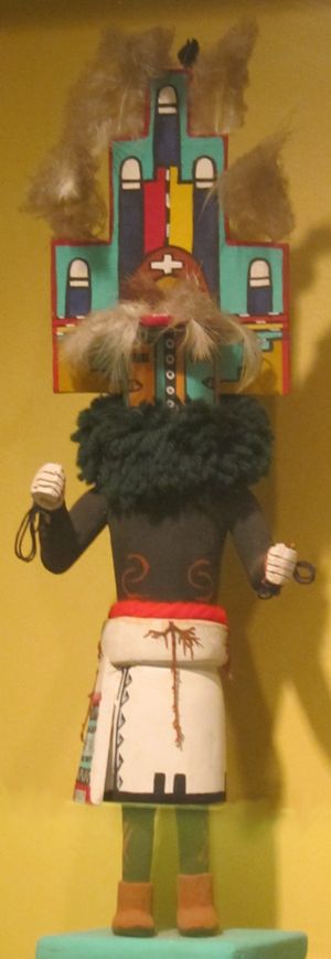 호놀룰루 미술관 소장, 애리조나 호피족의 Hemis (홈 댄스) 카치나 인형