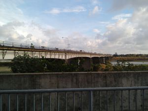 파드산 강을 가로지르는 길버트 다리