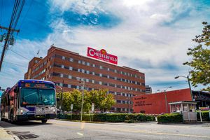 담배 공장 건물의 개조는 더럼 시내의 활성화 노력의 핵심이다.