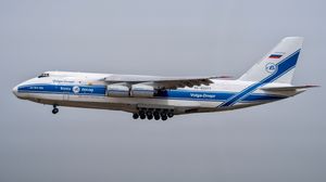 볼가 드네포르 항공 안토노프 An-124
