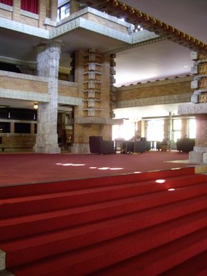 박물관 메이지무라에 재건된 입구 홀