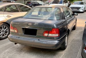 현대 뉴 엘란트라 후측면