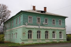 메딘의 저택이 여러 코무날카로 변모함