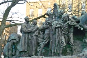 러시모어 산 조각가 거츤 보글럼의 작품 미국의 전쟁 (군사 공원)