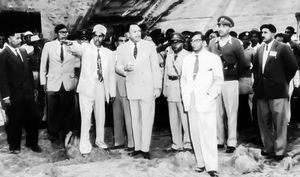 아유브 칸, 1962년 동파키스탄의 Kaptai 댐 방문