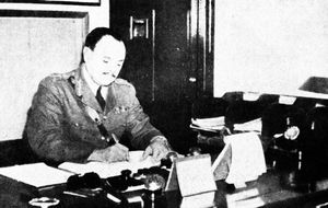 최고 사령관으로 임명된 아유브 칸 (1951년)