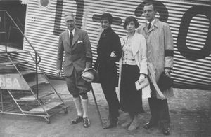 1934년 7월 베를린 템펠호프 공항에서 비엔나로 출발하기 직전의 파펜