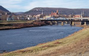 2007년 메릴랜드주 컴벌랜드와 웨스트버지니아주 리지리 사이의 노스 브랜치 포토맥 강