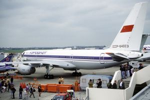 아에로플로트가 이전에 운용했던 투폴레프 Tu-204 (파리 에어쇼)