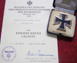 제2차 세계 대전 철십자장 1급, 증서 포함