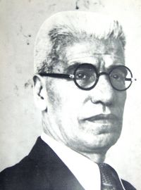 디미타르 블라호프는 1934년, 국제 기구에서 처음으로 별도의 마케도니아 민족의 존재를 인정한 마케도니아 문제에 대한 코민테른 결의안 채택에 중요한 역할을 했다.