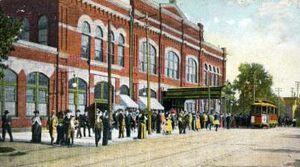 피츠버그 아이언맨의 홈경기장였던 드퀘인 가든