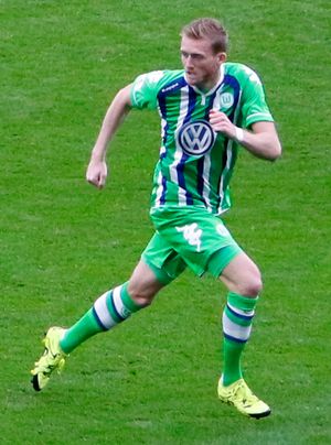 2015년 볼프스부르크에서 뛰고 있는 쉬를레