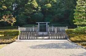 고분 천황 나가라노야마사키 능（시가현오쓰시）