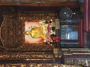 타이베이 룽산사에 있는 보현보살상