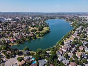 프로페서스 호수