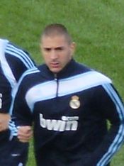 레알 마드리드에서의 첫 시즌 전 훈련에 참가한 벤제마