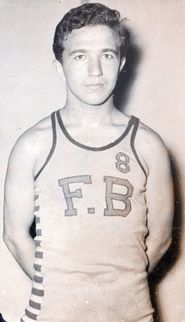 메흐메트 바투랄프, 1954-55 시즌 팀 역사상 첫 번째 농구 선수권 대회의 핵심 선수 중 한 명