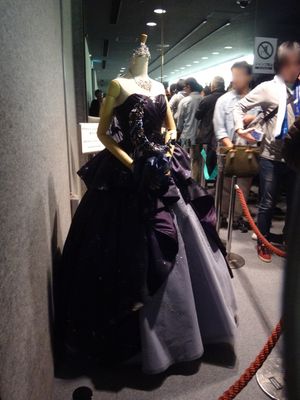 하루나 루나가 프로듀스한 웨딩드레스 LUNAMARIA (METER OF LUNA)