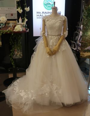 하루나 루나가 프로듀스한 웨딩드레스 LUNAMARIA 제5탄 (꽃의 요정)