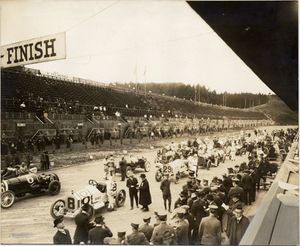 샌프란시스코에서 열린 1915년 그랑프리의 그리드